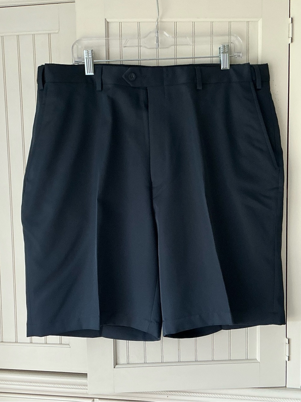 NWOT Men’s Navy Ledbetter Brand Golf  Shorts - Size 38 Regular ⛳️
